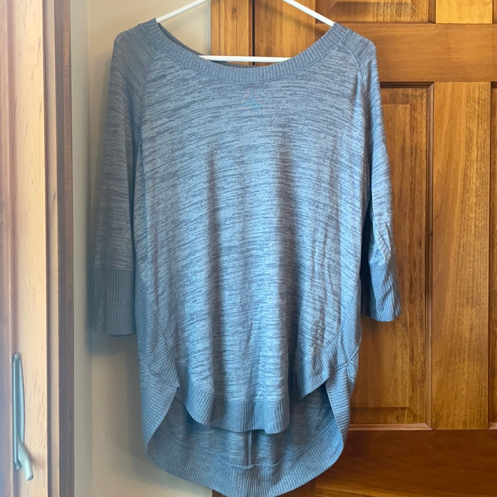 Maurices 3/4 Sleeve Shirt Size Medium